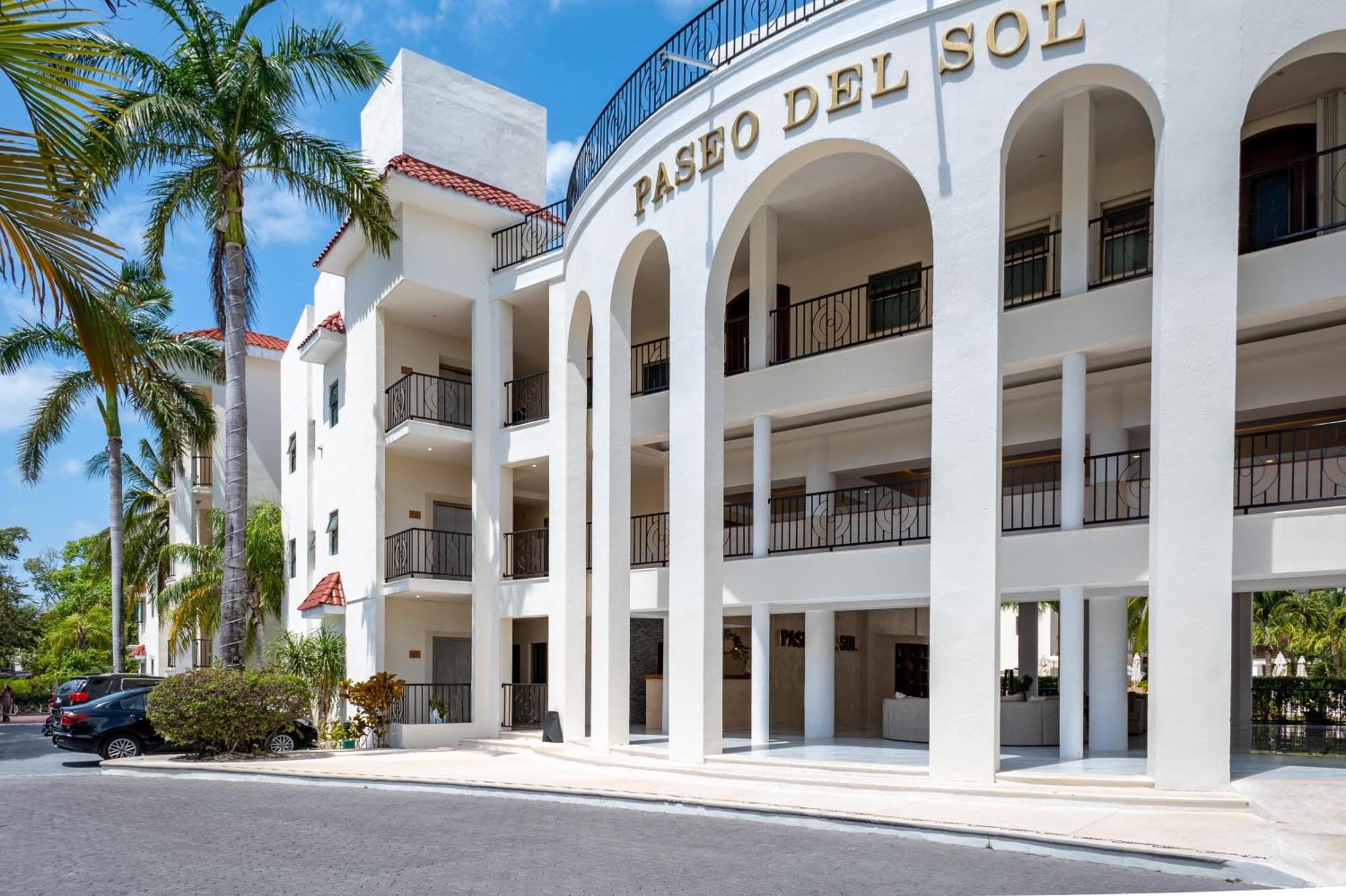 Paseo del Sol Condohotel by Bric Playa del Carmen Exterior foto